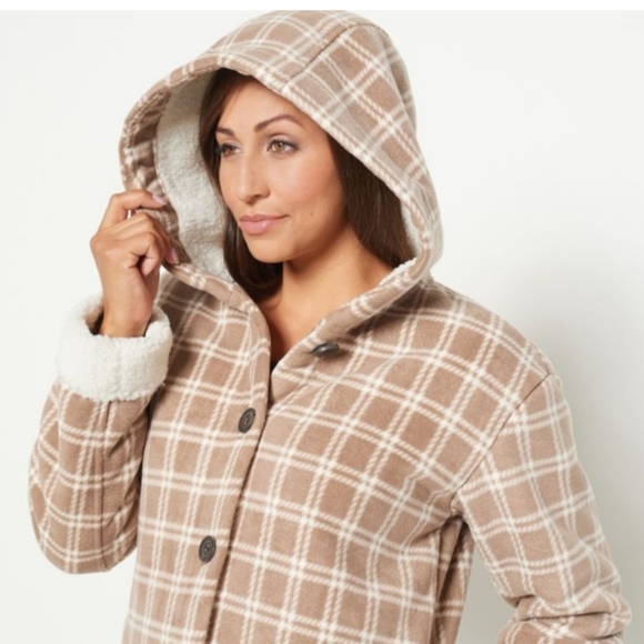 Centigrade Bonded Sherpa Lined Plaid Jacket. Brand new. Never worn. - Picture 3 of 13